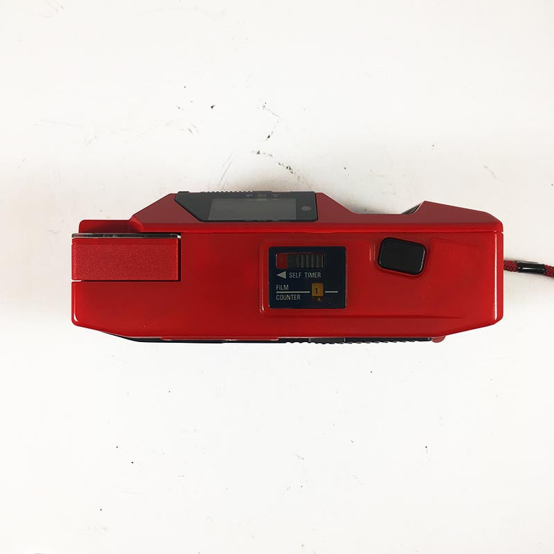 Ricoh XF-30 Rouge & 35mm 4