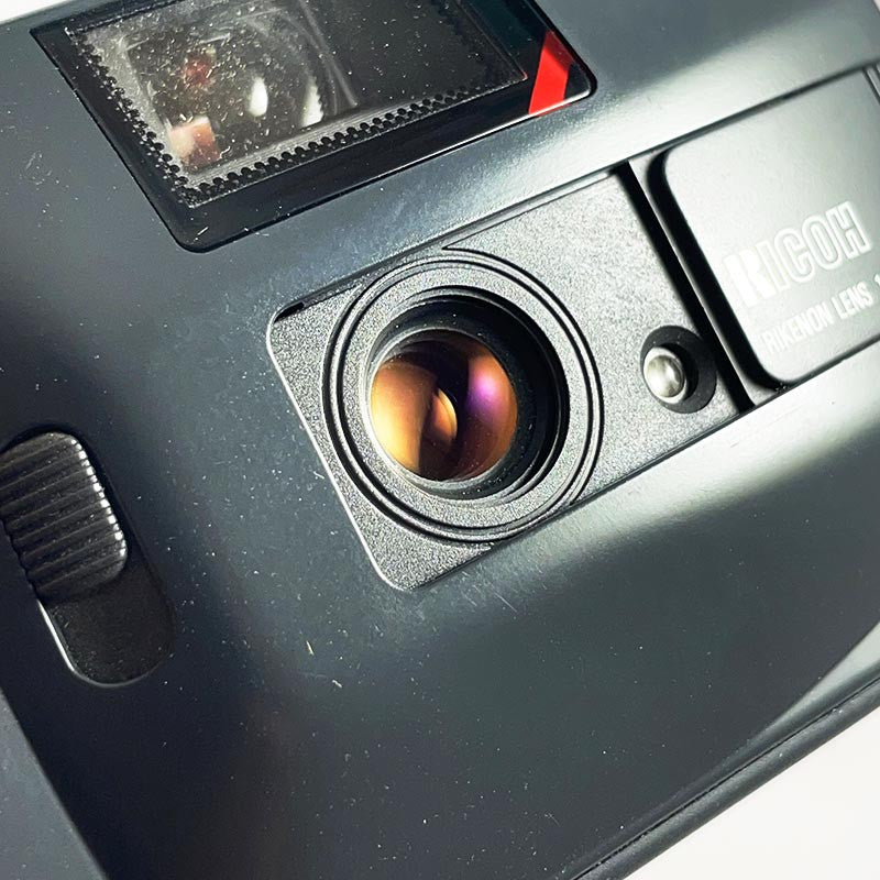 Ricoh YF-20 & Rikenon 35mm 4