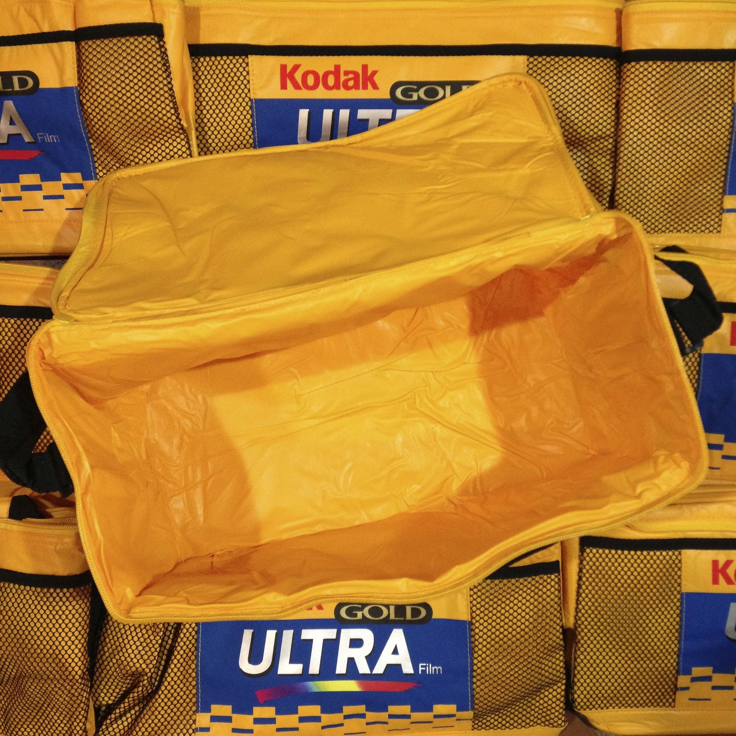 sac sacoche kodak glacière ancien vintage gold ultra photographie pellicule magasin photo 1990