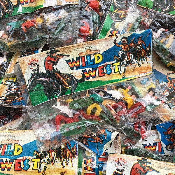 sachet cowboy cow-boys wild west jouet 1980 plastique blister vintage macau