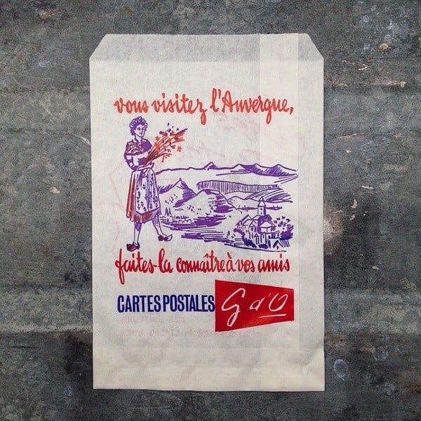 sachet ancien carte postale emballage papier vintage 1960 1966 auvergne