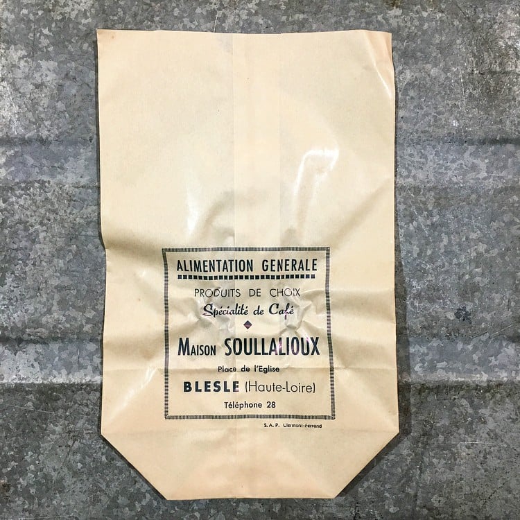 petit sachet en papier ancien ajouré pharmacie maison soullalioux vintage 1960