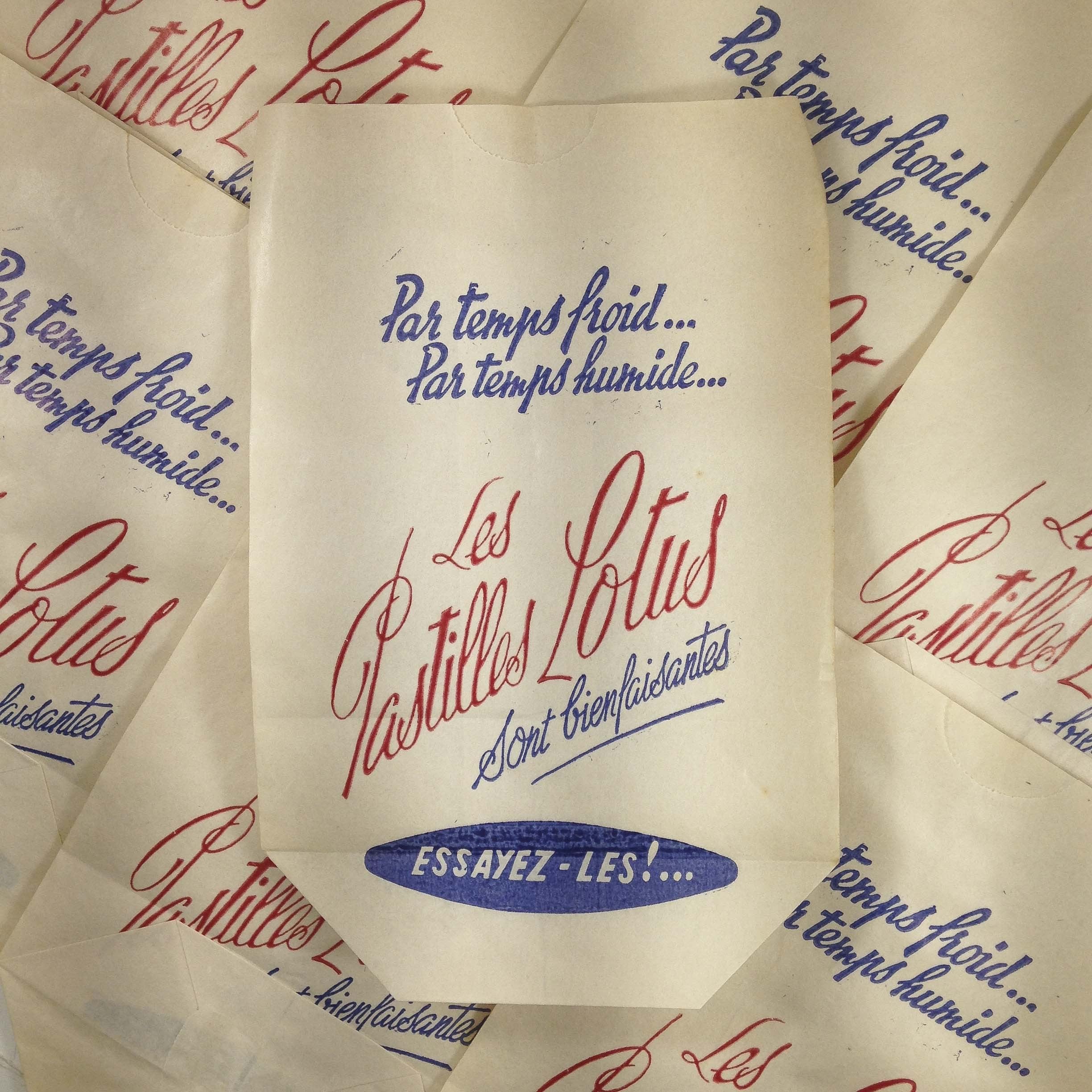 sachet papier lotus pastille pharmacie ancienne vintage 1960