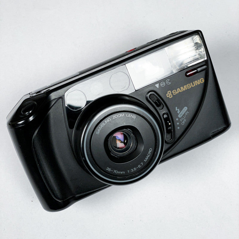 Samsung AF Zoom 700 35 - 70mm