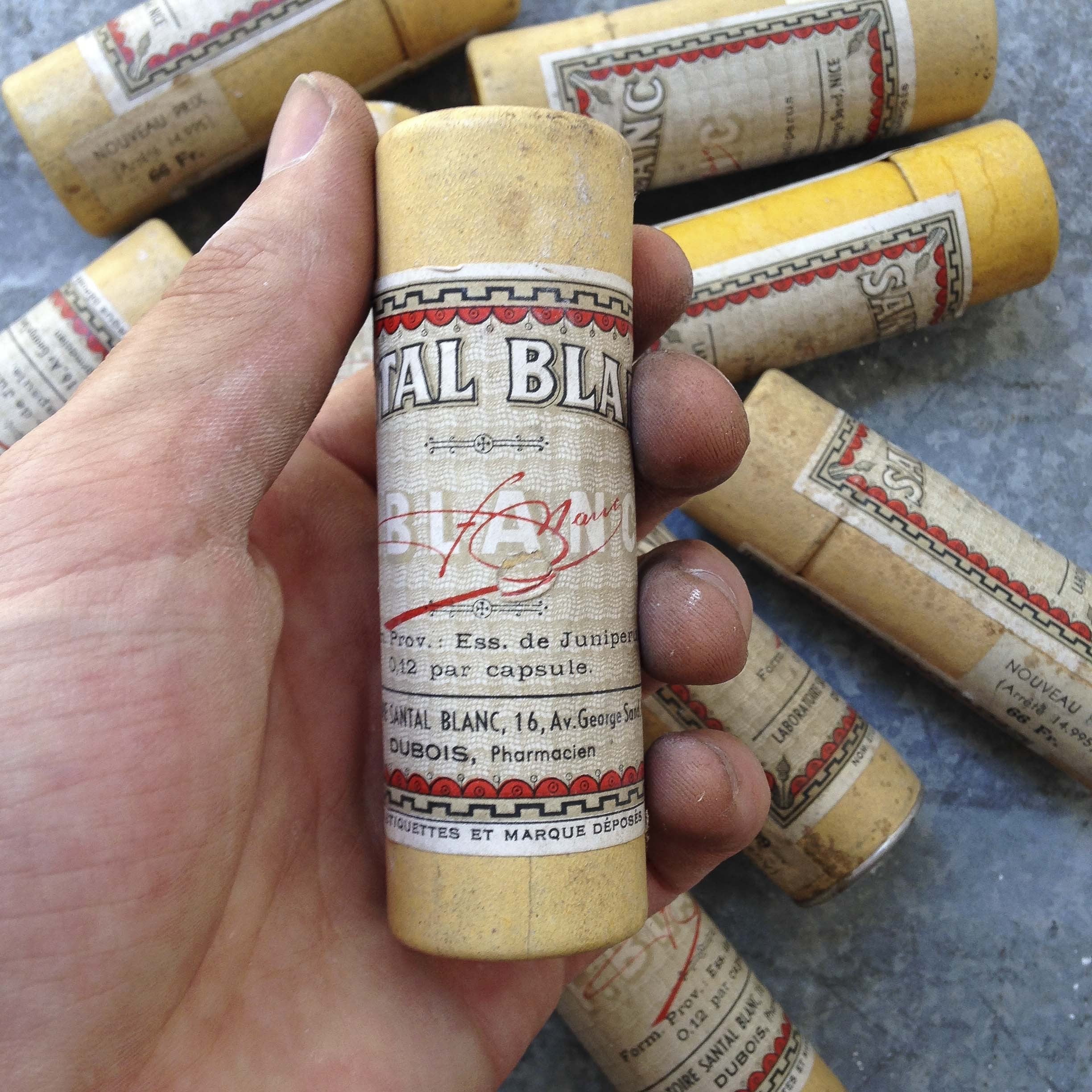 santal blanc médicament tube carton ancien vintage pharmacie 1930