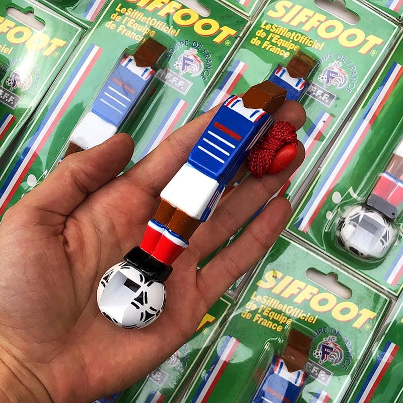 sifflet siffoot supporter de l'équipe de france ancien 1998 coupe du monde de football stade