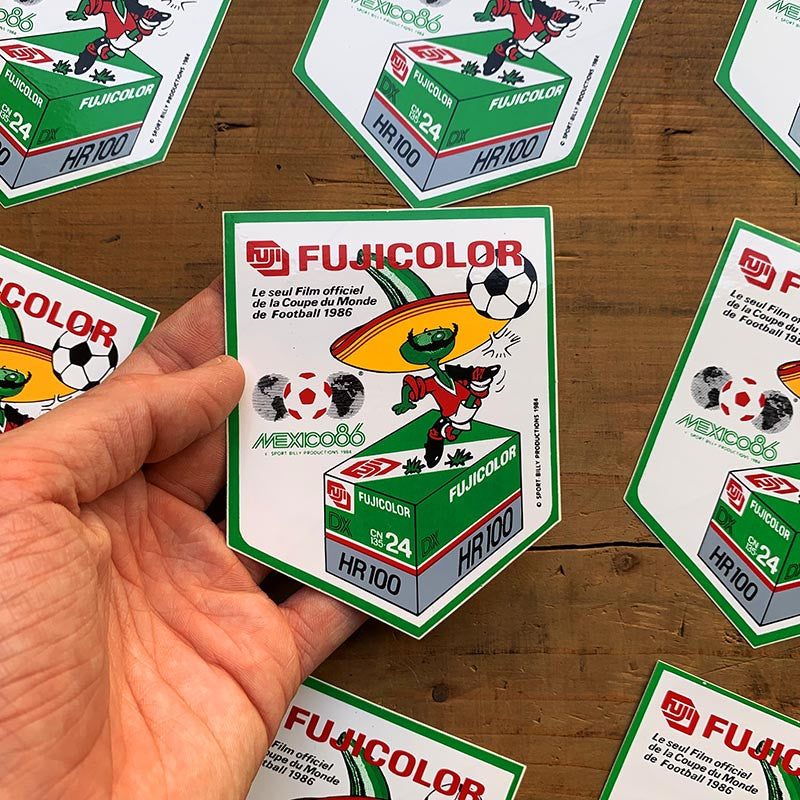 sticker fujifilm fujicolor fuji coupe du monde photographe vintage 1980 ancien 1986 mexique mexico 86