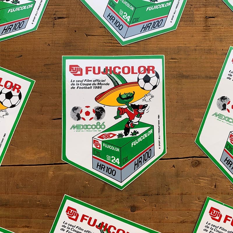sticker fujifilm fujicolor fuji coupe du monde photographe vintage 1980 ancien 1986 mexique mexico 86