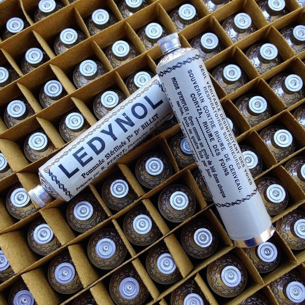 tube contre le rhume de cerveau ledynol dr billet ancien medicament metallique 1920 1930