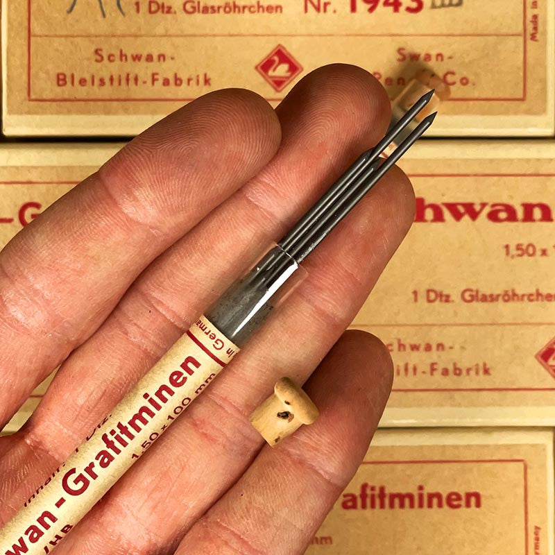 tube en verre de mines criterium schwan 1,50mm 100mm ancien 1950 1940 papeterie ancienne bureau école