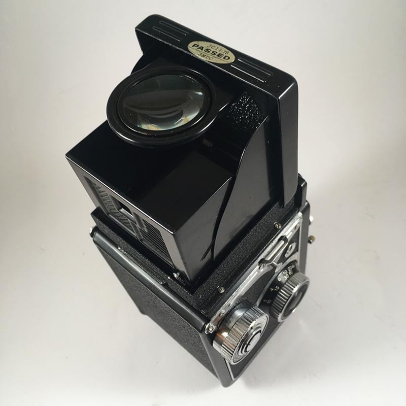 Yashica 635 & Yashikor 80mm 3.5 B