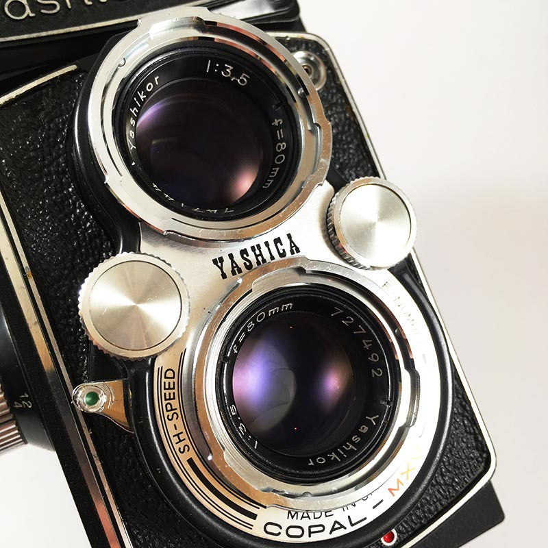 Yashica 635 & Yashikor 80mm 3.5