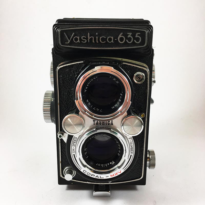 Yashica 635 & Yashikor 80mm 3.5