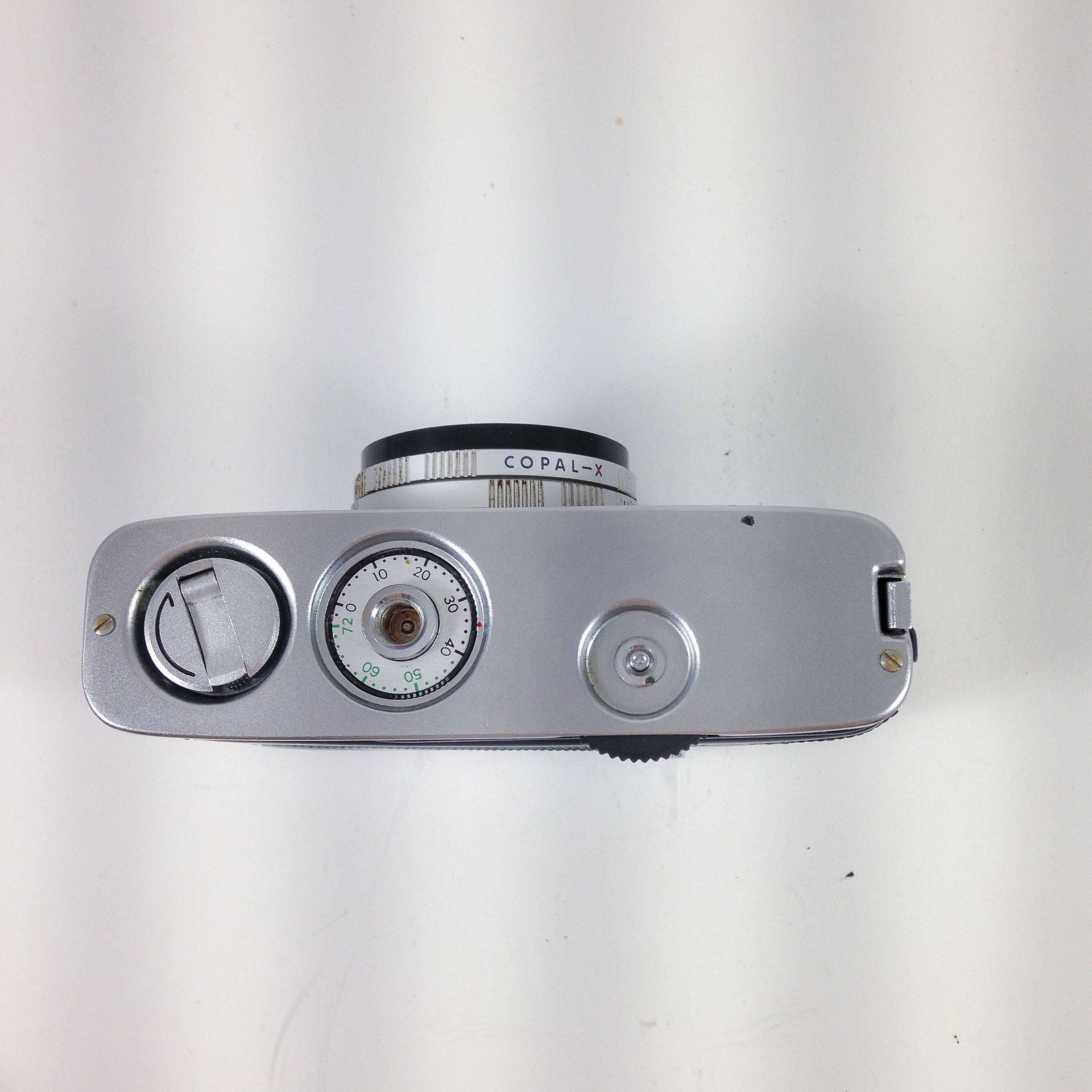 Yashica 72-E & Yashinon 28mm 1:2.8