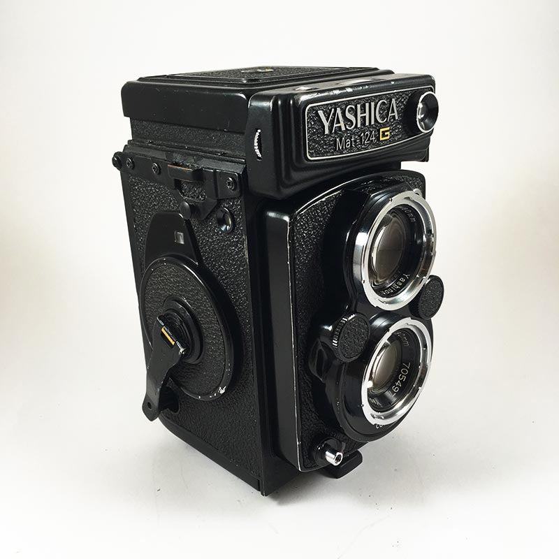 Yashica Mat 124G & Yashinon 80mm 3.5