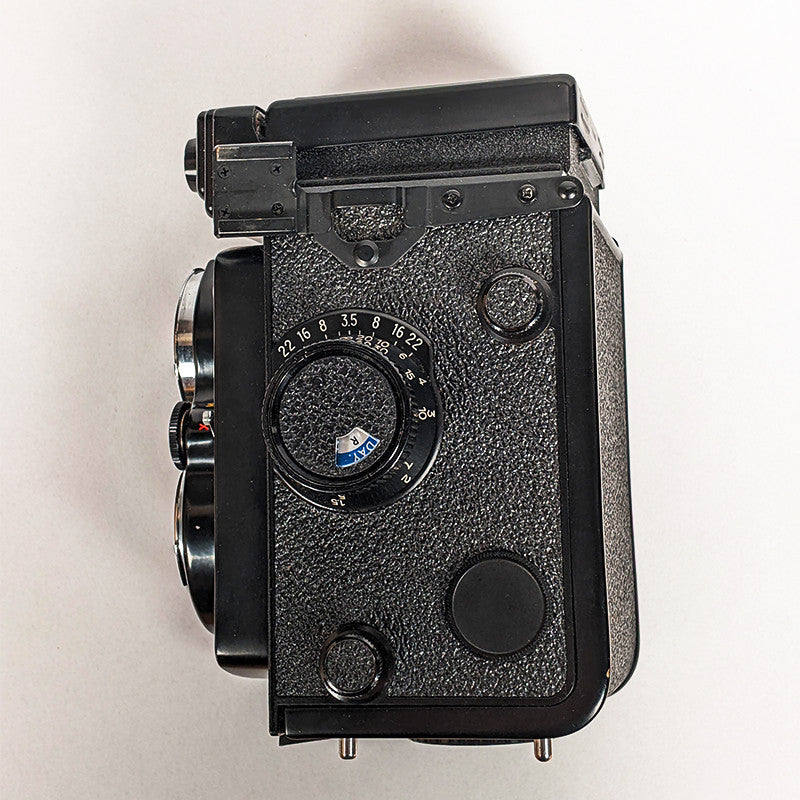 Yashica Mat 124G & Yashinon 80mm 3.5