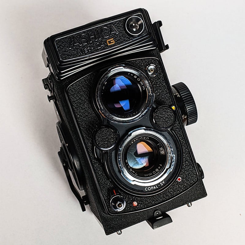 Yashica Mat 124G & Yashinon 80mm 3.5