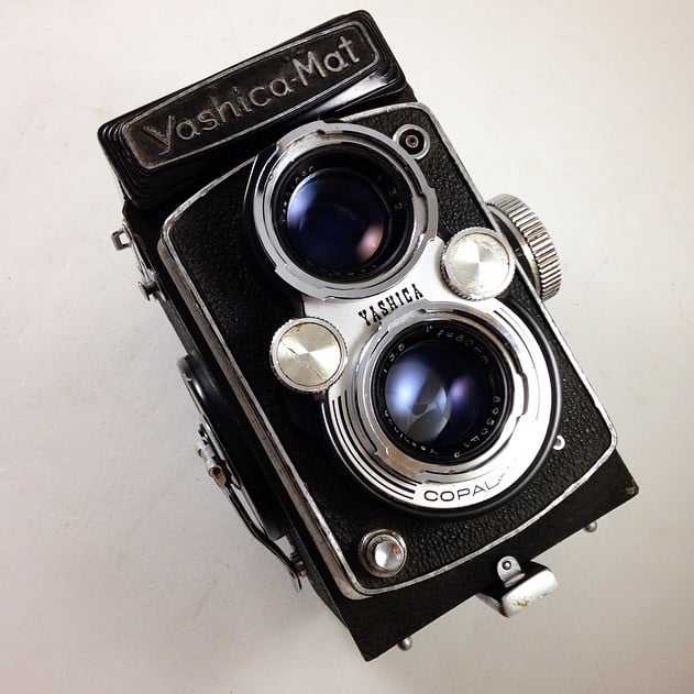 Yashica-Mat TLR & Yashinon 80mm 1: 3,5