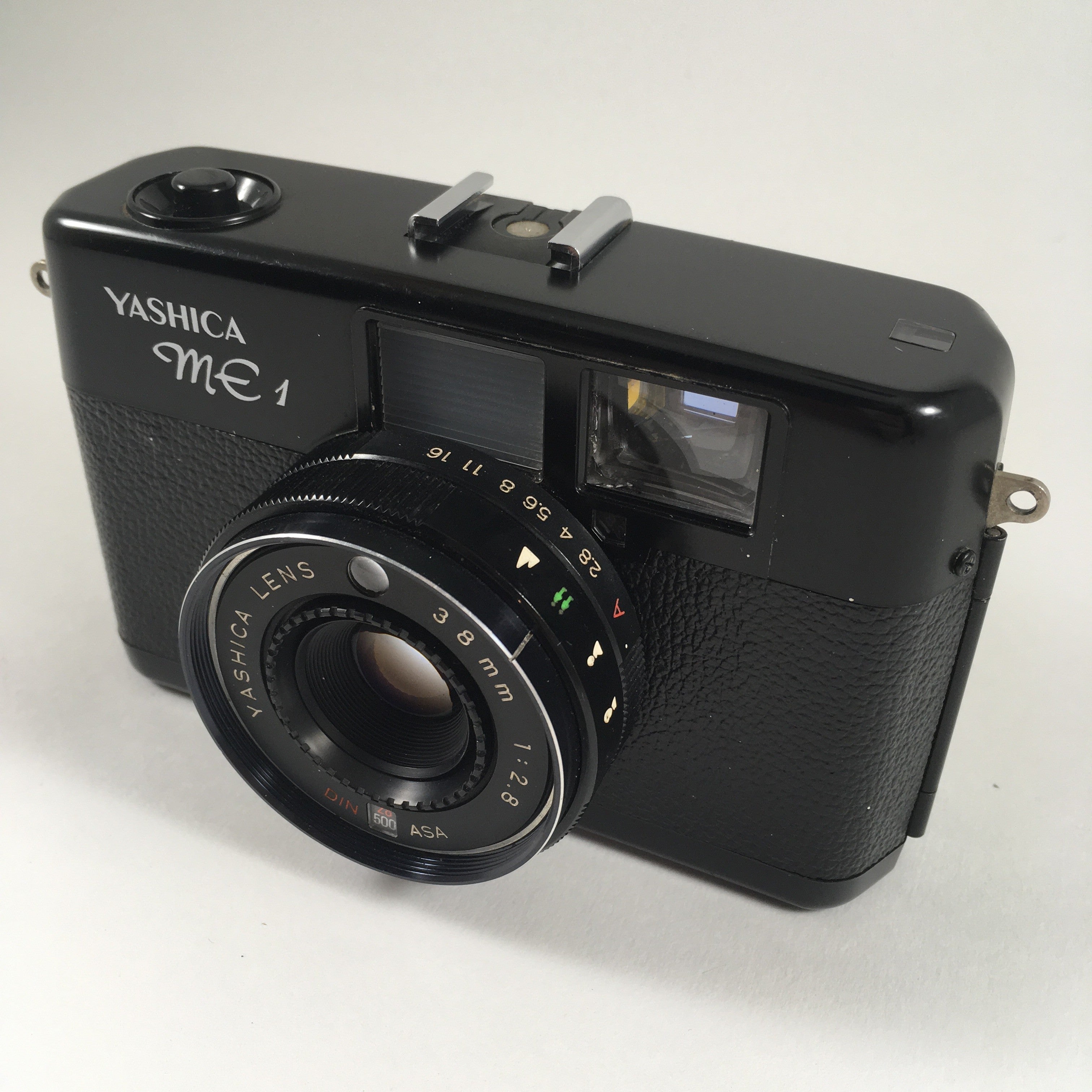 Yashica ME1 38mm 2.8