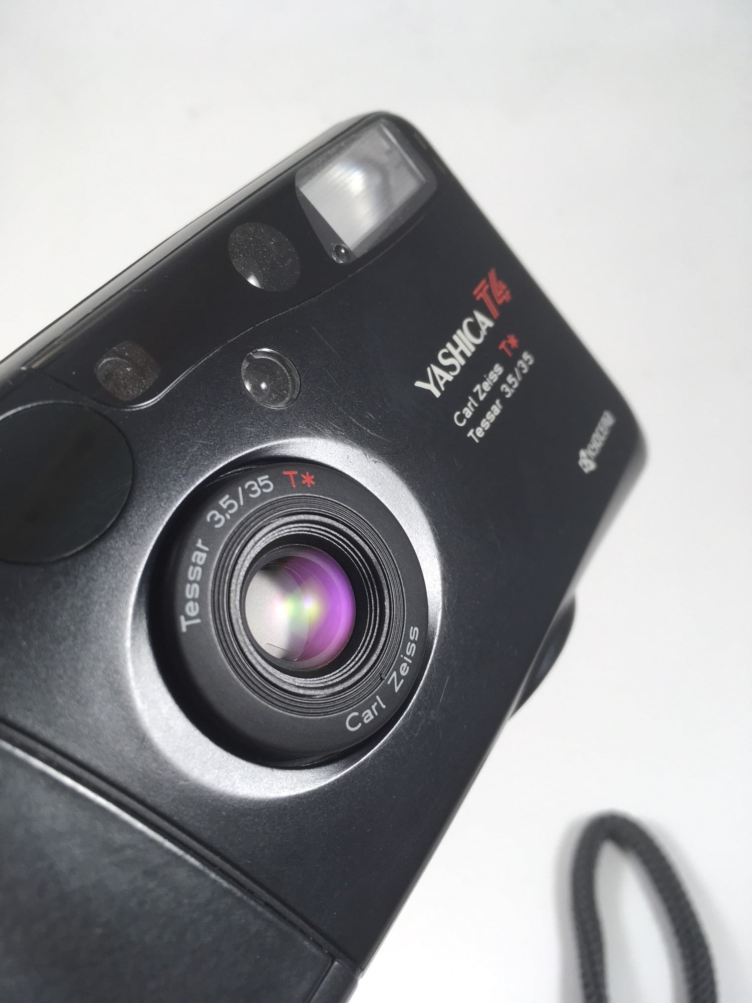 Yashica T4 Carl Zeiss 35mm 3.5