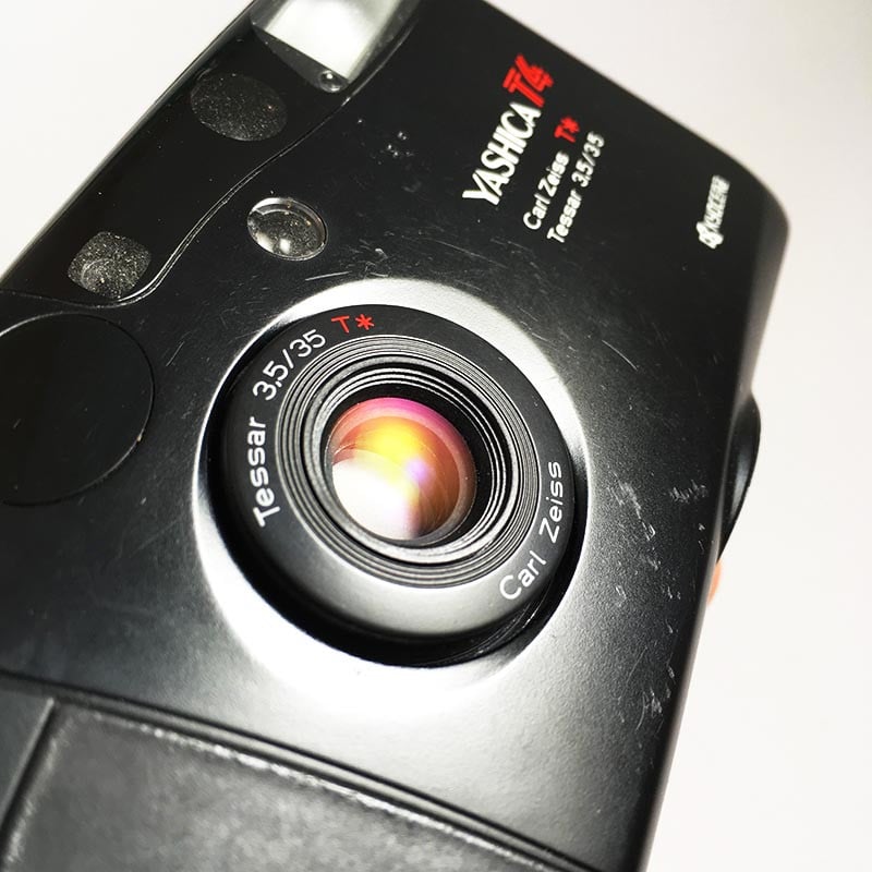 Yashica T4 Carl Zeiss 35mm 3.5