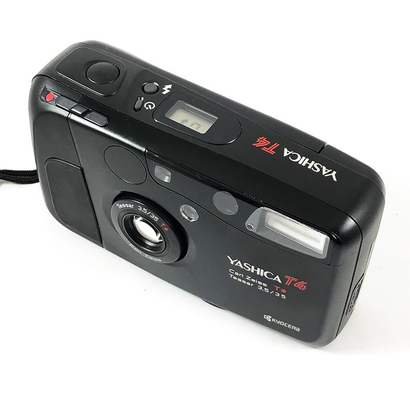 Yashica T4 Carl Zeiss 35mm 3.5